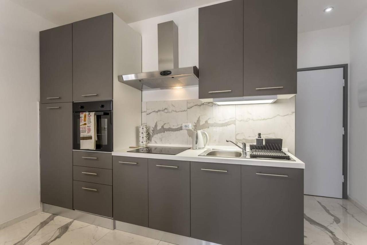 Royal Gold Apartment Vodice Exterior photo